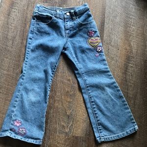 Heart and flower embroidered jeans. size 4t